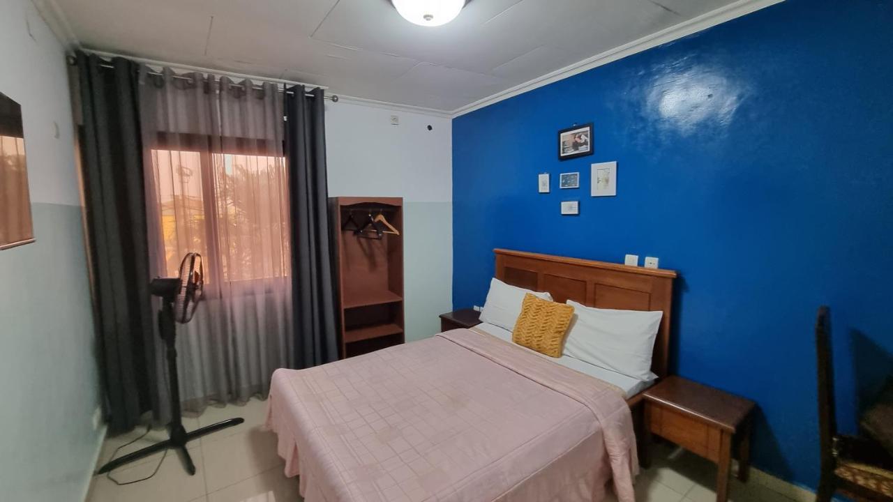 Appart'hotel Mireille Yaoundé Buitenkant foto
