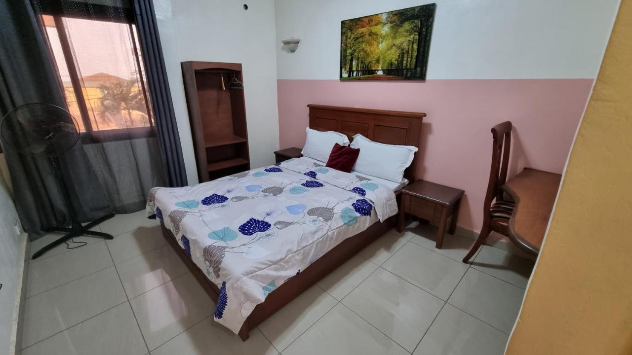 Appart'hotel Mireille Yaoundé Buitenkant foto