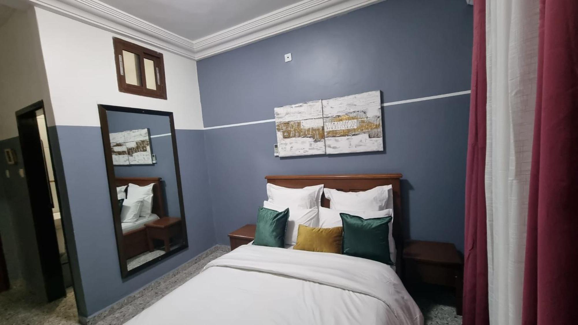 Appart'hotel Mireille Yaoundé Buitenkant foto