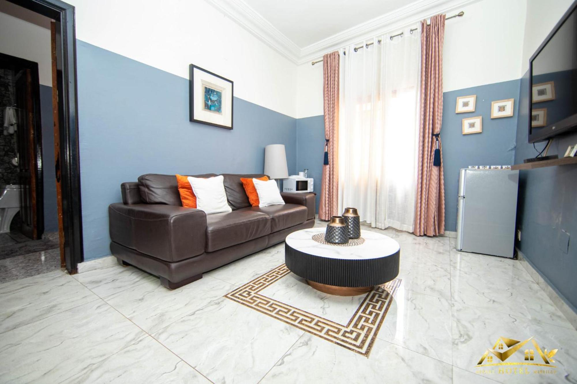 Appart'hotel Mireille Yaoundé Buitenkant foto